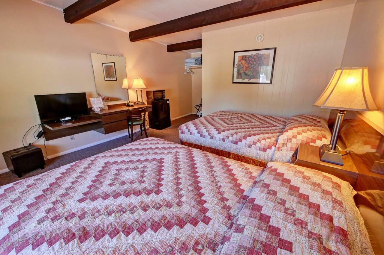 Idle A While Motel Twisp Екстериор снимка